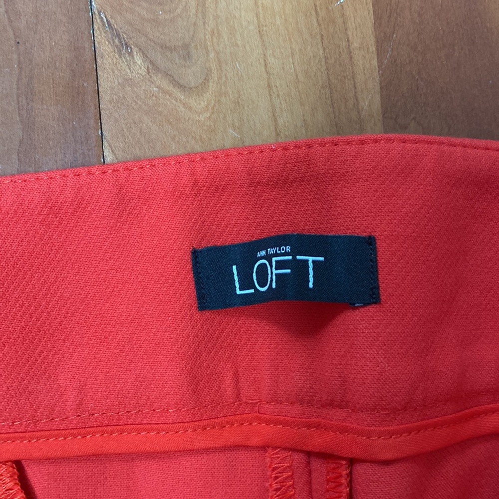 Never worn. LOFT cropped boot leg pant. - Picture 3 of 5